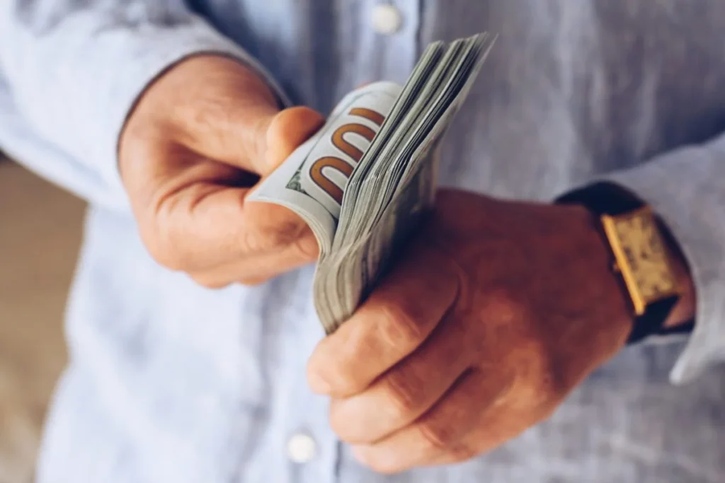 5 Dicas para controlar os gastos em viagens corporativas