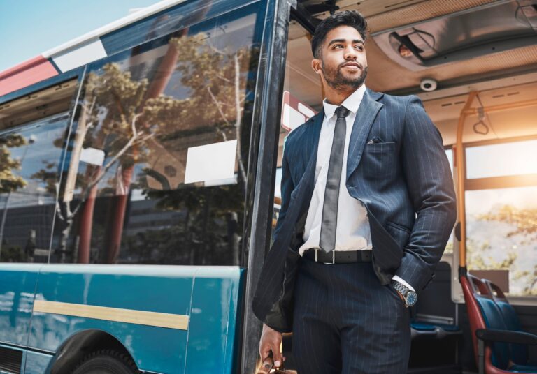 Os melhores ônibus para viagens corporativas